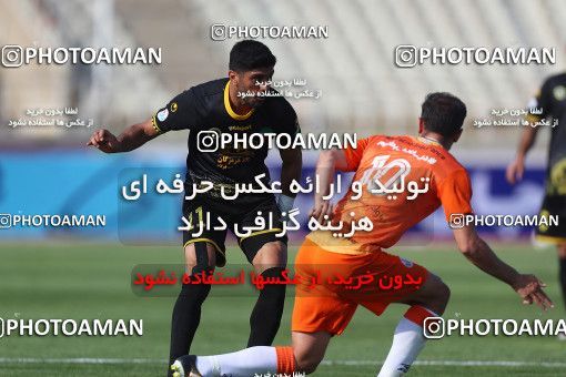 1710164, Tehran, , لیگ برتر فوتبال ایران، Persian Gulf Cup، Week 19، Second Leg، Saipa 0 v 1 Sepahan on 2021/04/05 at Azadi Stadium