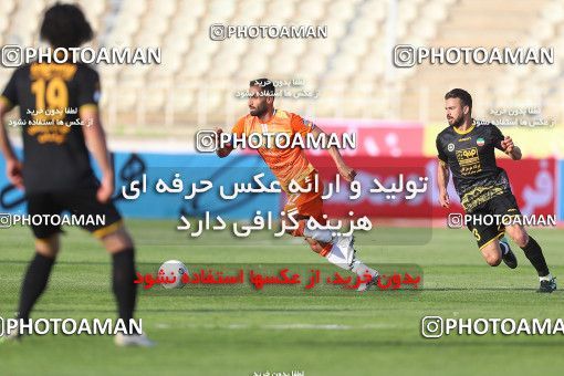 1710189, Tehran, , لیگ برتر فوتبال ایران، Persian Gulf Cup، Week 19، Second Leg، Saipa 0 v 1 Sepahan on 2021/04/05 at Azadi Stadium