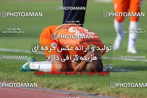 1710186, Tehran, , لیگ برتر فوتبال ایران، Persian Gulf Cup، Week 19، Second Leg، Saipa 0 v 1 Sepahan on 2021/04/05 at Azadi Stadium