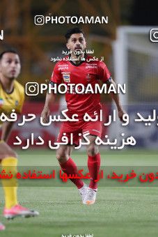 1648890, Isfahan, Iran, لیگ برتر فوتبال ایران، Persian Gulf Cup، Week 22، Second Leg، Sepahan 1 v 1 Persepolis on 2021/05/09 at Naghsh-e Jahan Stadium
