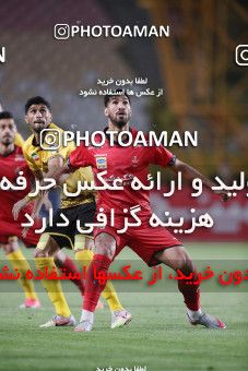 1648977, Isfahan, Iran, لیگ برتر فوتبال ایران، Persian Gulf Cup، Week 22، Second Leg، Sepahan 1 v 1 Persepolis on 2021/05/09 at Naghsh-e Jahan Stadium