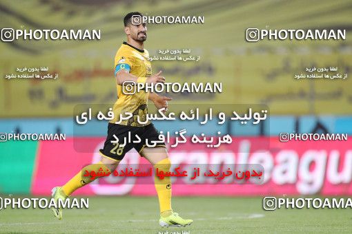 1648976, Isfahan, Iran, لیگ برتر فوتبال ایران، Persian Gulf Cup، Week 22، Second Leg، Sepahan 1 v 1 Persepolis on 2021/05/09 at Naghsh-e Jahan Stadium