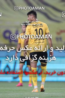 1648896, Isfahan, Iran, لیگ برتر فوتبال ایران، Persian Gulf Cup، Week 22، Second Leg، Sepahan 1 v 1 Persepolis on 2021/05/09 at Naghsh-e Jahan Stadium