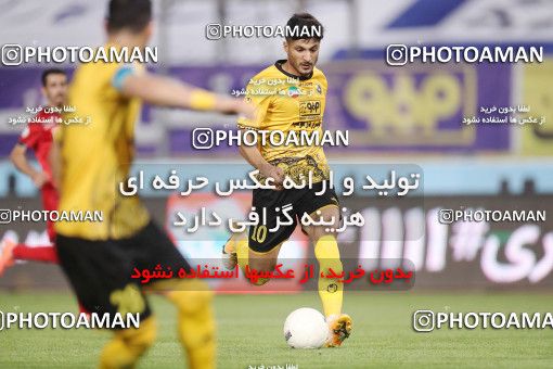 1648866, Isfahan, Iran, لیگ برتر فوتبال ایران، Persian Gulf Cup، Week 22، Second Leg، Sepahan 1 v 1 Persepolis on 2021/05/09 at Naghsh-e Jahan Stadium