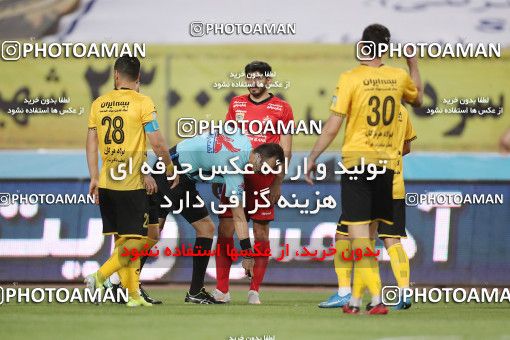 1648882, Isfahan, Iran, لیگ برتر فوتبال ایران، Persian Gulf Cup، Week 22، Second Leg، Sepahan 1 v 1 Persepolis on 2021/05/09 at Naghsh-e Jahan Stadium