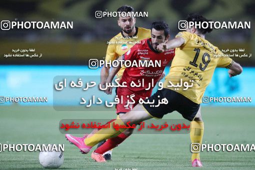 1648960, Isfahan, Iran, لیگ برتر فوتبال ایران، Persian Gulf Cup، Week 22، Second Leg، Sepahan 1 v 1 Persepolis on 2021/05/09 at Naghsh-e Jahan Stadium