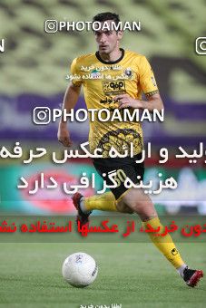 1649208, Isfahan, Iran, لیگ برتر فوتبال ایران، Persian Gulf Cup، Week 22، Second Leg، Sepahan 1 v 1 Persepolis on 2021/05/09 at Naghsh-e Jahan Stadium