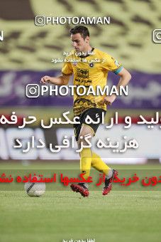 1649263, Isfahan, Iran, لیگ برتر فوتبال ایران، Persian Gulf Cup، Week 22، Second Leg، Sepahan 1 v 1 Persepolis on 2021/05/09 at Naghsh-e Jahan Stadium