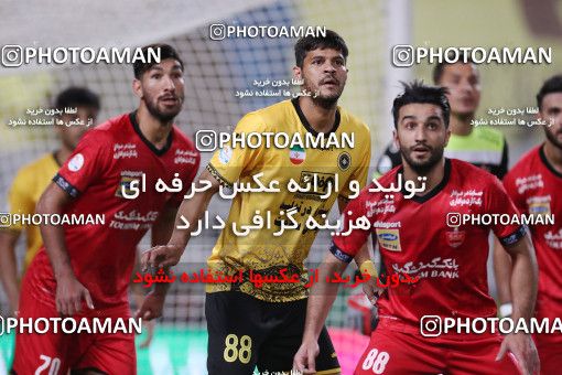 1649052, Isfahan, Iran, لیگ برتر فوتبال ایران، Persian Gulf Cup، Week 22، Second Leg، Sepahan 1 v 1 Persepolis on 2021/05/09 at Naghsh-e Jahan Stadium