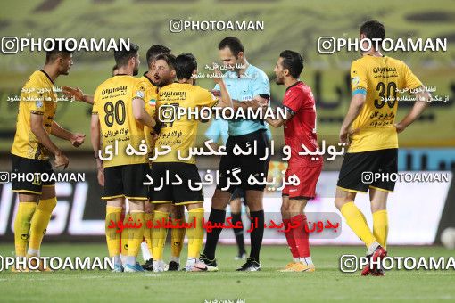 1649167, لیگ برتر فوتبال ایران، Persian Gulf Cup، Week 22، Second Leg، 2021/05/09، Isfahan، Naghsh-e Jahan Stadium، Sepahan 1 - ۱ Persepolis