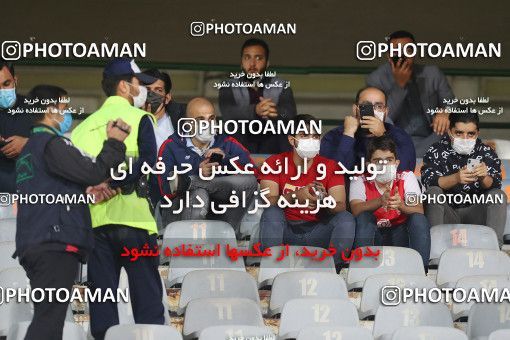 1650318, Tehran, Iran, لیگ برتر فوتبال ایران، Persian Gulf Cup، Week 23، Second Leg، Persepolis 1 v 0 Esteghlal on 2021/05/14 at Azadi Stadium