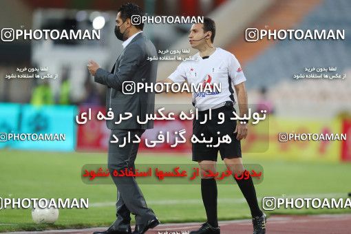 1650338, Tehran, Iran, لیگ برتر فوتبال ایران، Persian Gulf Cup، Week 23، Second Leg، Persepolis 1 v 0 Esteghlal on 2021/05/14 at Azadi Stadium