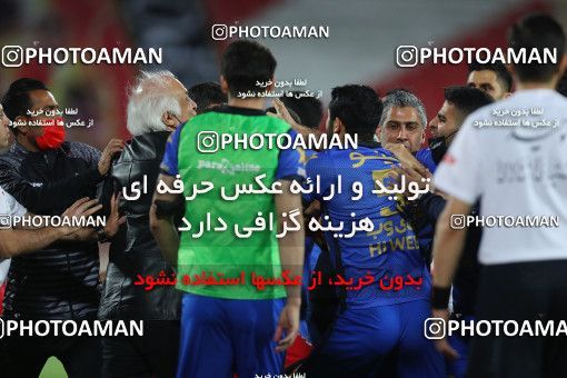 1650288, Tehran, Iran, لیگ برتر فوتبال ایران، Persian Gulf Cup، Week 23، Second Leg، Persepolis 1 v 0 Esteghlal on 2021/05/14 at Azadi Stadium