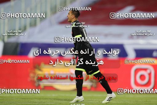 1653737, Tehran, Iran, لیگ برتر فوتبال ایران، Persian Gulf Cup، Week 23، Second Leg، Persepolis 1 v 0 Esteghlal on 2021/05/14 at Azadi Stadium
