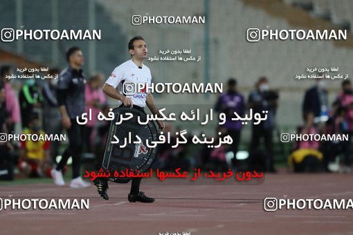 1653906, Tehran, Iran, لیگ برتر فوتبال ایران، Persian Gulf Cup، Week 23، Second Leg، Persepolis 1 v 0 Esteghlal on 2021/05/14 at Azadi Stadium