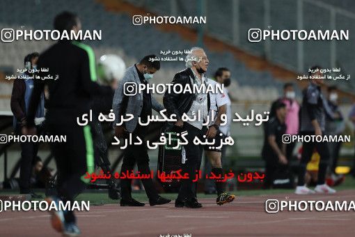 1653843, Tehran, Iran, لیگ برتر فوتبال ایران، Persian Gulf Cup، Week 23، Second Leg، Persepolis 1 v 0 Esteghlal on 2021/05/14 at Azadi Stadium