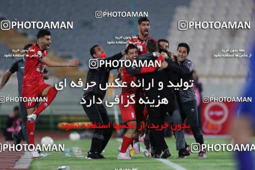 1653908, Tehran, Iran, لیگ برتر فوتبال ایران، Persian Gulf Cup، Week 23، Second Leg، Persepolis 1 v 0 Esteghlal on 2021/05/14 at Azadi Stadium
