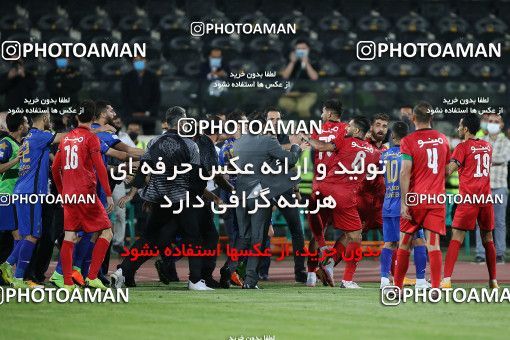 1654000, Tehran, Iran, لیگ برتر فوتبال ایران، Persian Gulf Cup، Week 23، Second Leg، Persepolis 1 v 0 Esteghlal on 2021/05/14 at Azadi Stadium