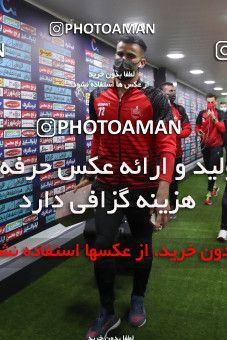 1650364, Tehran, Iran, لیگ برتر فوتبال ایران، Persian Gulf Cup، Week 23، Second Leg، Persepolis 1 v 0 Esteghlal on 2021/05/14 at Azadi Stadium
