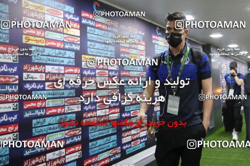 1650455, Tehran, Iran, لیگ برتر فوتبال ایران، Persian Gulf Cup، Week 23، Second Leg، Persepolis 1 v 0 Esteghlal on 2021/05/14 at Azadi Stadium