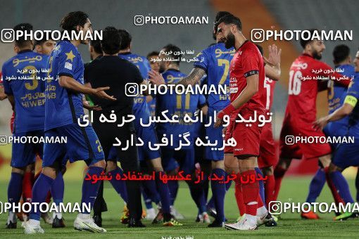 1650437, Tehran, Iran, لیگ برتر فوتبال ایران، Persian Gulf Cup، Week 23، Second Leg، Persepolis 1 v 0 Esteghlal on 2021/05/14 at Azadi Stadium