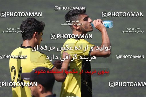 4000307-14000-06-0327