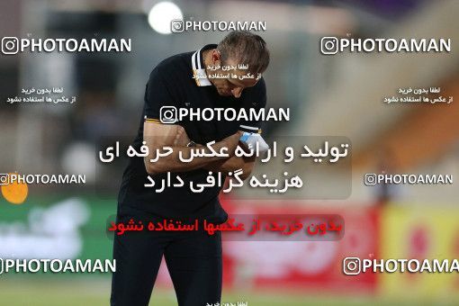 1681579, Tehran, Iran, لیگ برتر فوتبال ایران، Persian Gulf Cup، Week 27، Second Leg، Persepolis 2 v 0 Aluminium Arak on 2021/07/10 at Azadi Stadium
