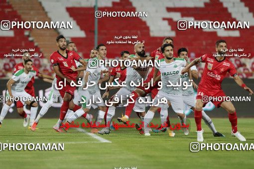 1682299, Tehran, Iran, لیگ برتر فوتبال ایران، Persian Gulf Cup، Week 27، Second Leg، Persepolis 2 v 0 Aluminium Arak on 2021/07/10 at Azadi Stadium