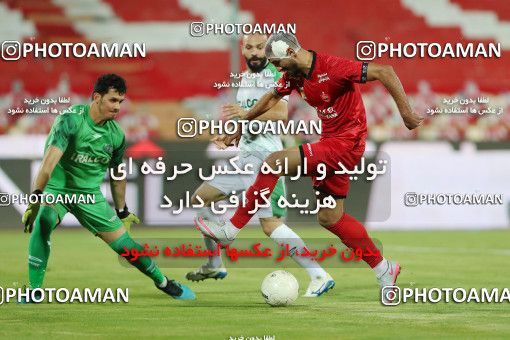 1682296, Tehran, Iran, لیگ برتر فوتبال ایران، Persian Gulf Cup، Week 27، Second Leg، Persepolis 2 v 0 Aluminium Arak on 2021/07/10 at Azadi Stadium