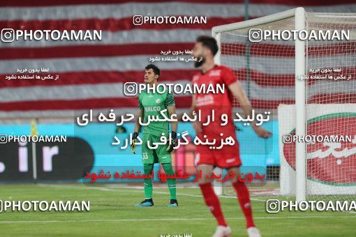 1682314, Tehran, Iran, لیگ برتر فوتبال ایران، Persian Gulf Cup، Week 27، Second Leg، Persepolis 2 v 0 Aluminium Arak on 2021/07/10 at Azadi Stadium