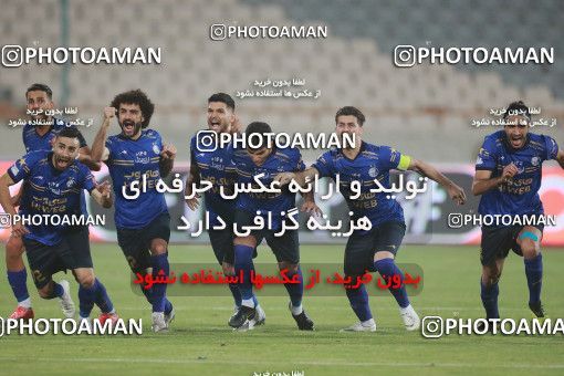 1684357, Tehran, Iran, 2020–21 Iranian Hazfi Cup, Eighth final, Khorramshahr Cup, Persepolis (3) 0 v 0 (4) Esteghlal on 2021/07/15 at Azadi Stadium
