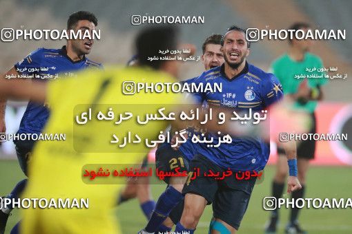 1684380, Tehran, Iran, 2020–21 Iranian Hazfi Cup, Eighth final, Khorramshahr Cup, Persepolis (3) 0 v 0 (4) Esteghlal on 2021/07/15 at Azadi Stadium