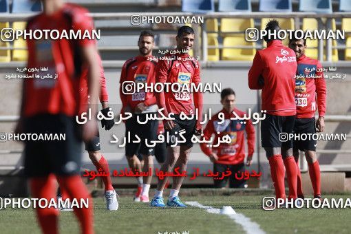1691914, Tehran, , Persepolis Football Team Training Session on 2017/11/26 at Shahid Kazemi Stadium