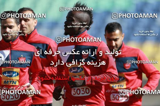 1691933, Tehran, , Persepolis Football Team Training Session on 2017/11/26 at Shahid Kazemi Stadium