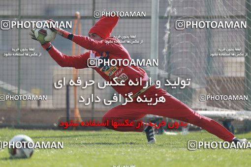 1692022, Tehran, , Persepolis Football Team Training Session on 2017/11/28 at Kheyrieh Amal Stadium
