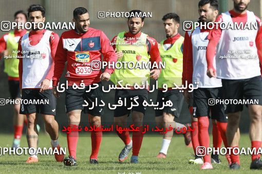 1692019, Tehran, , Persepolis Football Team Training Session on 2017/11/28 at Kheyrieh Amal Stadium