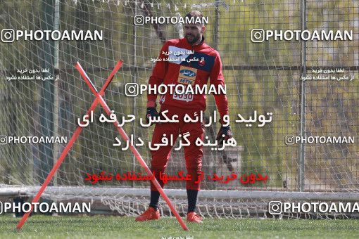 1692072, Tehran, , Persepolis Football Team Training Session on 2017/11/28 at Kheyrieh Amal Stadium