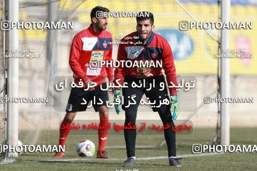 1692753, Tehran, , Persepolis Football Team Training Session on 2017/12/03 at Kheyrieh Amal Stadium