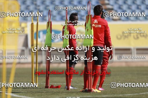 1692758, Tehran, , Persepolis Football Team Training Session on 2017/12/03 at Kheyrieh Amal Stadium