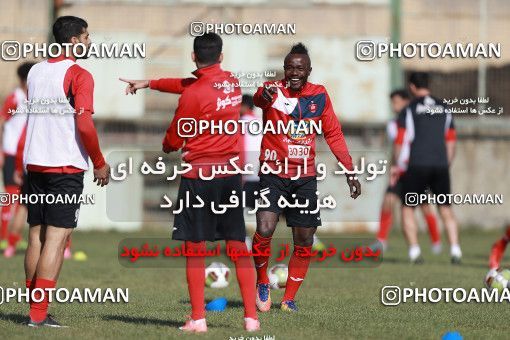 1692882, Tehran, , Persepolis Football Team Training Session on 2017/12/08 at Kheyrieh Amal Stadium