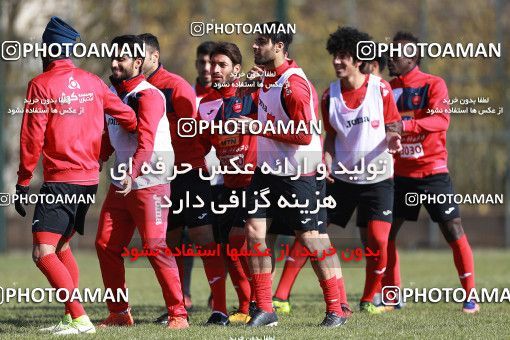 1692877, Tehran, , Persepolis Football Team Training Session on 2017/12/08 at Kheyrieh Amal Stadium