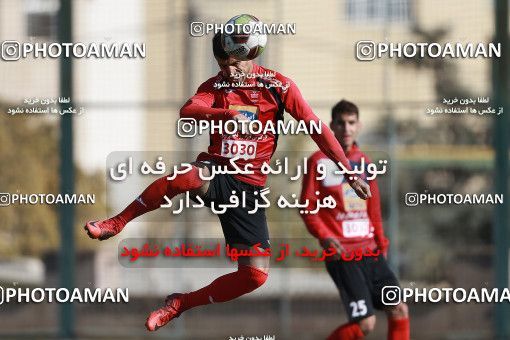 1692865, Tehran, , Persepolis Football Team Training Session on 2017/12/08 at Kheyrieh Amal Stadium