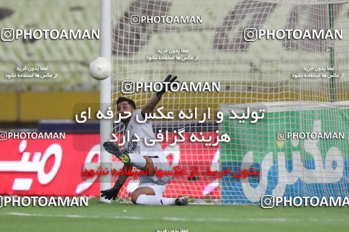 1694968, Isfahan, , Final 2020–21 Iranian Hazfi Cup, Khorramshahr Cup, Foulad Khouzestan (4) 0 v 0 (2) Esteghlal on 2021/08/08 at Naghsh-e Jahan Stadium