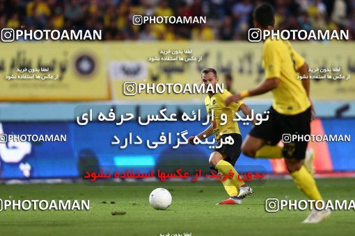1696138, Isfahan, , Iran Football Pro League، Persian Gulf Cup، Week 6، First Leg، Sepahan 2 v 0 Zob Ahan Esfahan on 2019/10/04 at Naghsh-e Jahan Stadium