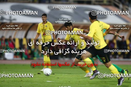 1696202, Isfahan, , Iran Football Pro League، Persian Gulf Cup، Week 6، First Leg، Sepahan 2 v 0 Zob Ahan Esfahan on 2019/10/04 at Naghsh-e Jahan Stadium