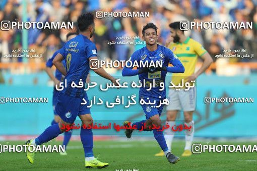 1699518, Tehran, , Iran Football Pro League، Persian Gulf Cup، Week 10، First Leg، Esteghlal 5 v 0 Sanat Naft Abadan on 2019/11/05 at Azadi Stadium