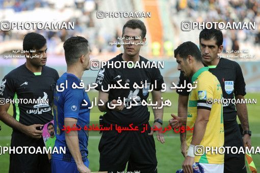 1699591, Tehran, , Iran Football Pro League، Persian Gulf Cup، Week 10، First Leg، Esteghlal 5 v 0 Sanat Naft Abadan on 2019/11/05 at Azadi Stadium