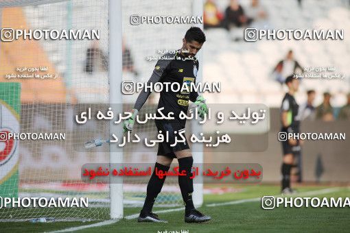 1699574, Tehran, , Iran Football Pro League، Persian Gulf Cup، Week 10، First Leg، Esteghlal 5 v 0 Sanat Naft Abadan on 2019/11/05 at Azadi Stadium