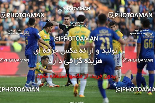 1699587, Tehran, , Iran Football Pro League، Persian Gulf Cup، Week 10، First Leg، Esteghlal 5 v 0 Sanat Naft Abadan on 2019/11/05 at Azadi Stadium