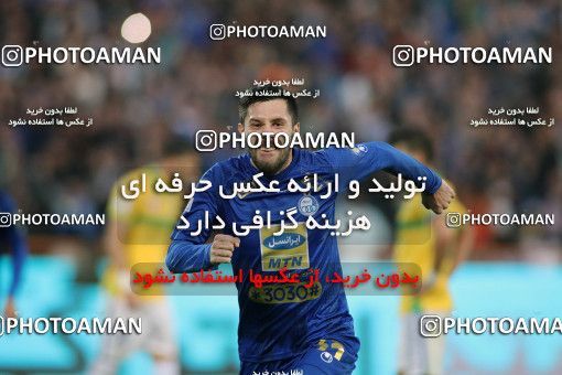 1699580, Tehran, , Iran Football Pro League، Persian Gulf Cup، Week 10، First Leg، Esteghlal 5 v 0 Sanat Naft Abadan on 2019/11/05 at Azadi Stadium